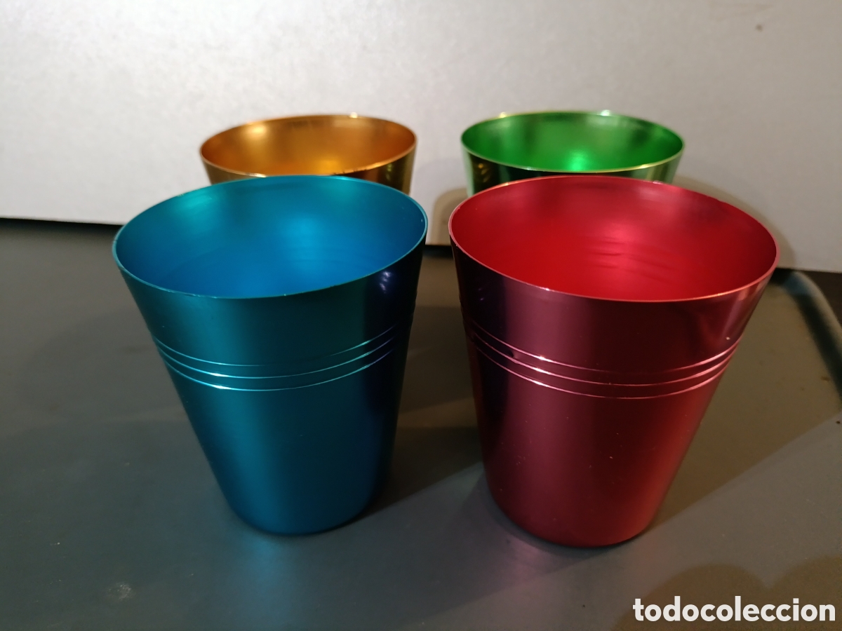 Vintage: 4 vasitos de aluminio anodizado - Foto 1
