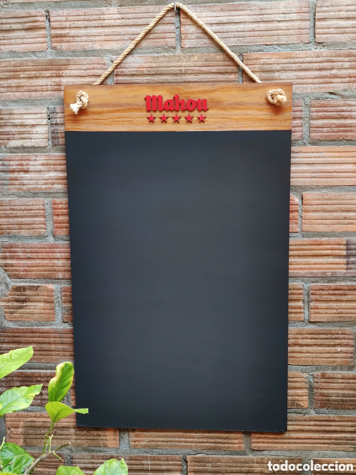 Vintage: Pizarra Mahou Cinco Estrellas - Versi&oacute;n Antigua Madera y Cuerda Vintage