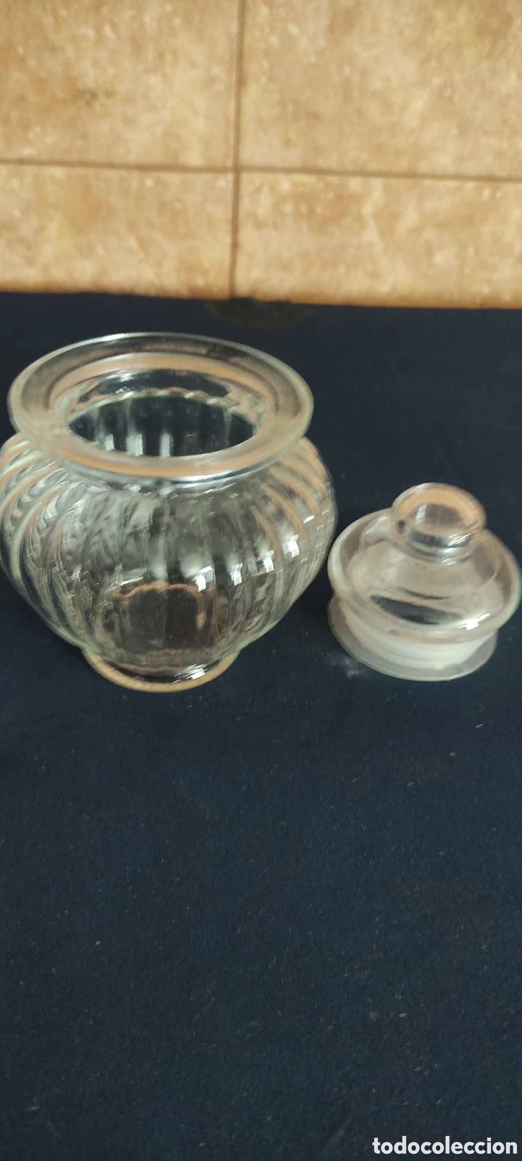 Vintage: Bombonera de cristal - Foto 5