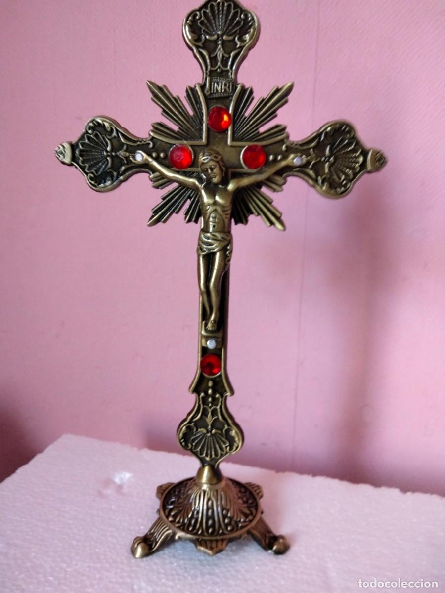 Vintage: Crucifijo Vintage Sobremesa en Metal.