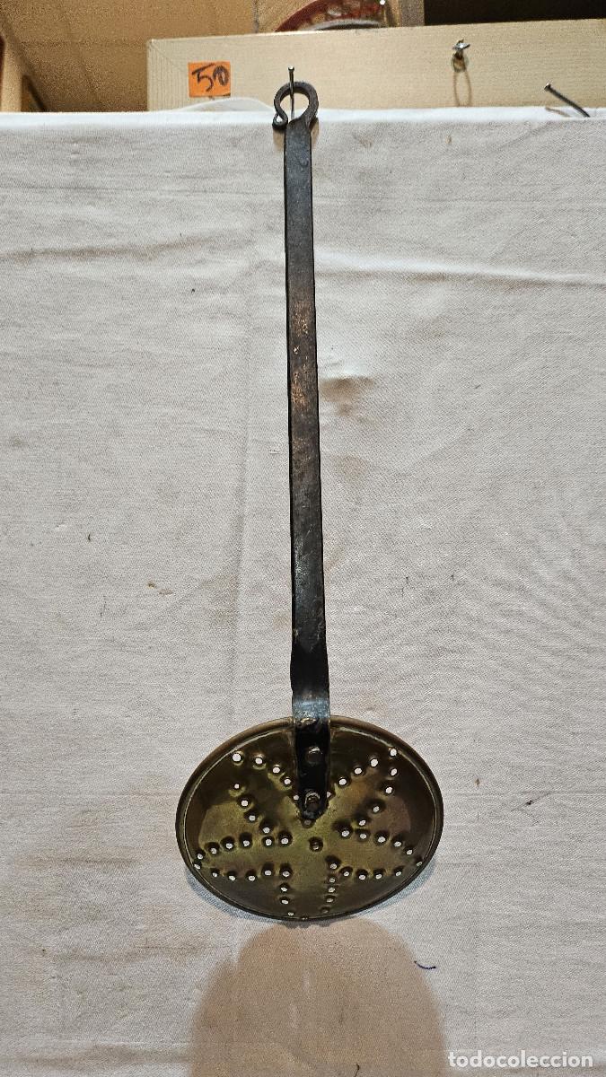 Vintage: espumadera de metal rustico - Foto 3