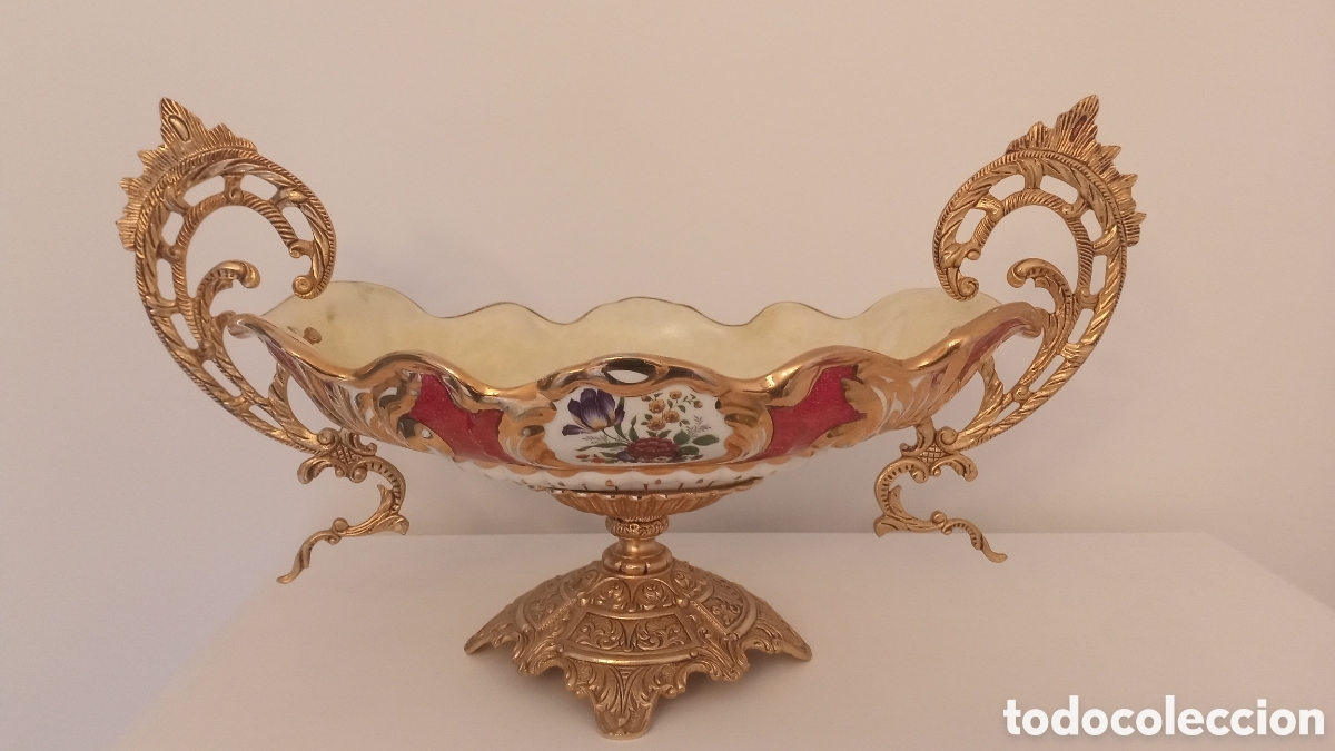 Vintage: Centro de mesa muy vistoso, porcelana y metal