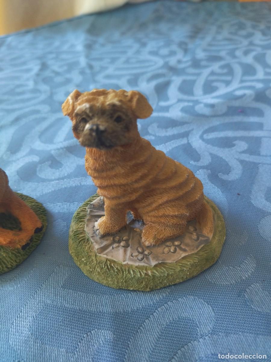 Vintage: Lote de 2 figuras de perritos de resina. - Foto 3