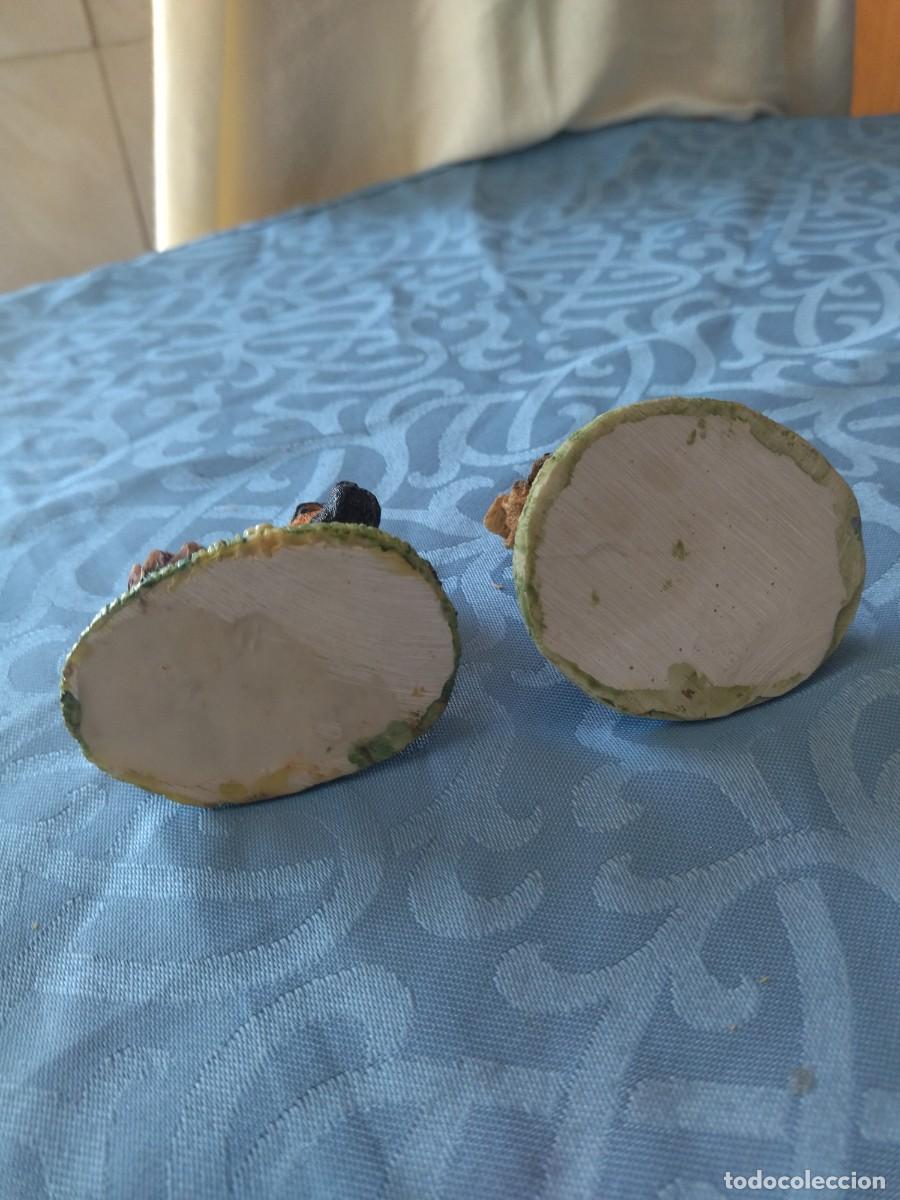 Vintage: Lote de 2 figuras de perritos de resina. - Foto 9