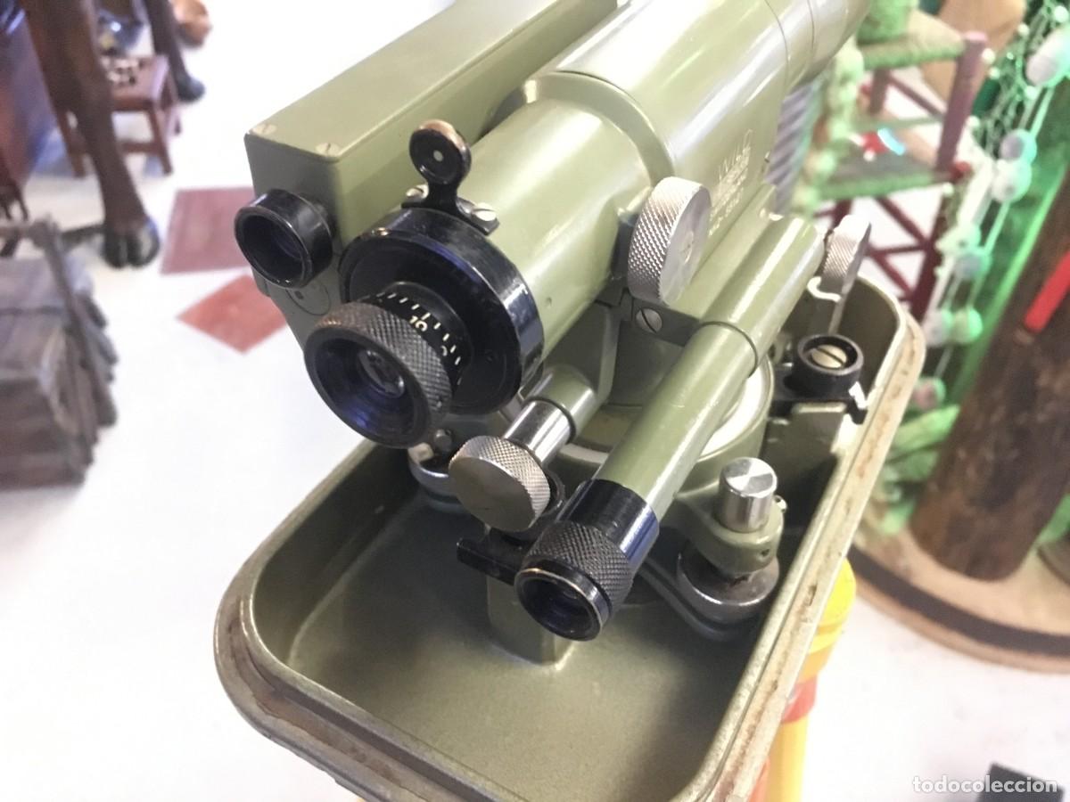 Vintage: Nivel Wild Nk2, Tr&iacute;pode Wild y Regla de topograf&iacute;a. - Foto 4