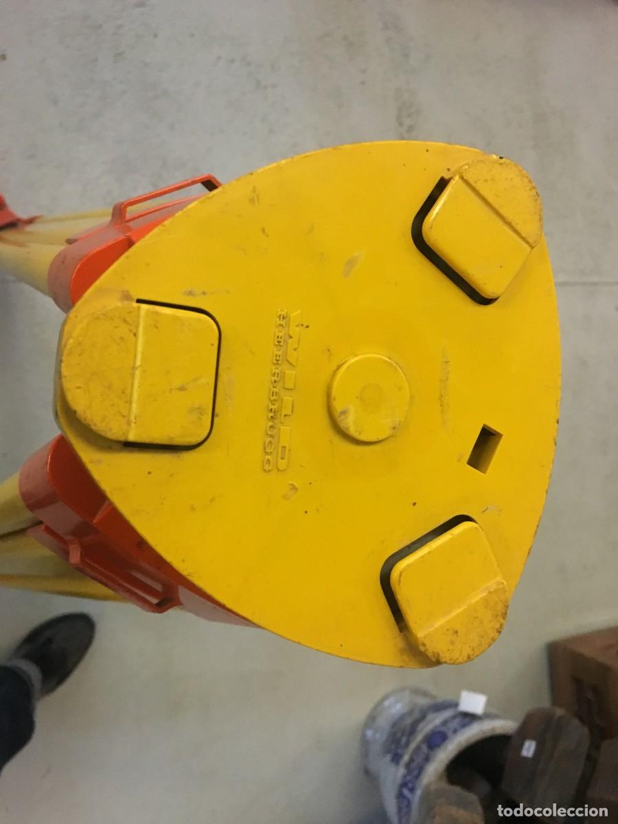 Vintage: Nivel Wild Nk2, Tr&iacute;pode Wild y Regla de topograf&iacute;a. - Foto 15