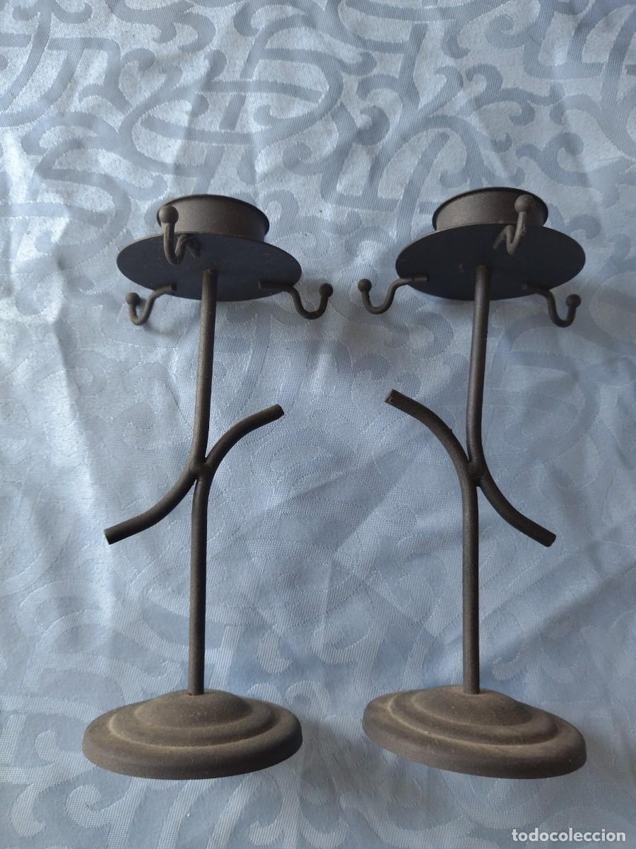Vintage: Lote de 2 candelabros de forja. - Foto 7
