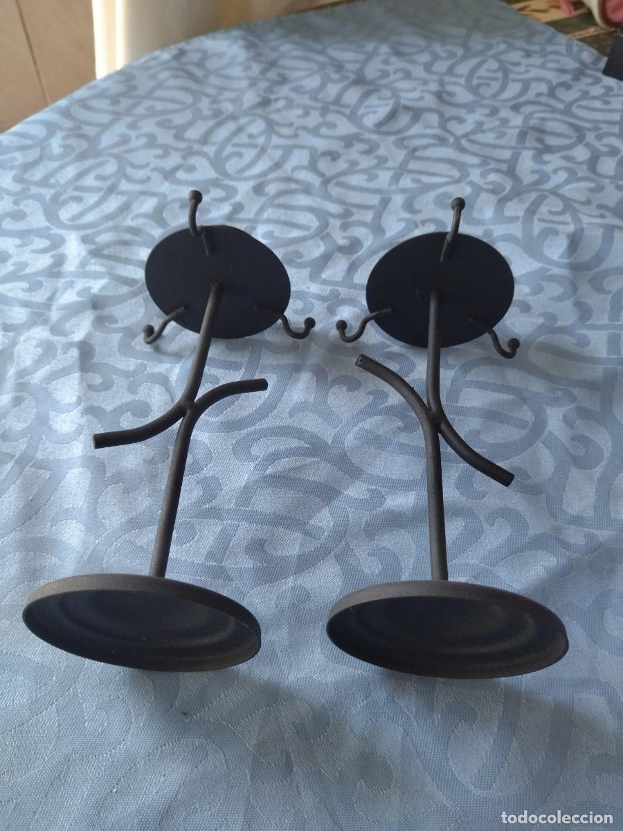 Vintage: Lote de 2 candelabros de forja. - Foto 8