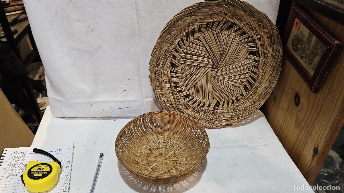 Vintage: 2 paneras de mimbre antesanla - Foto 2