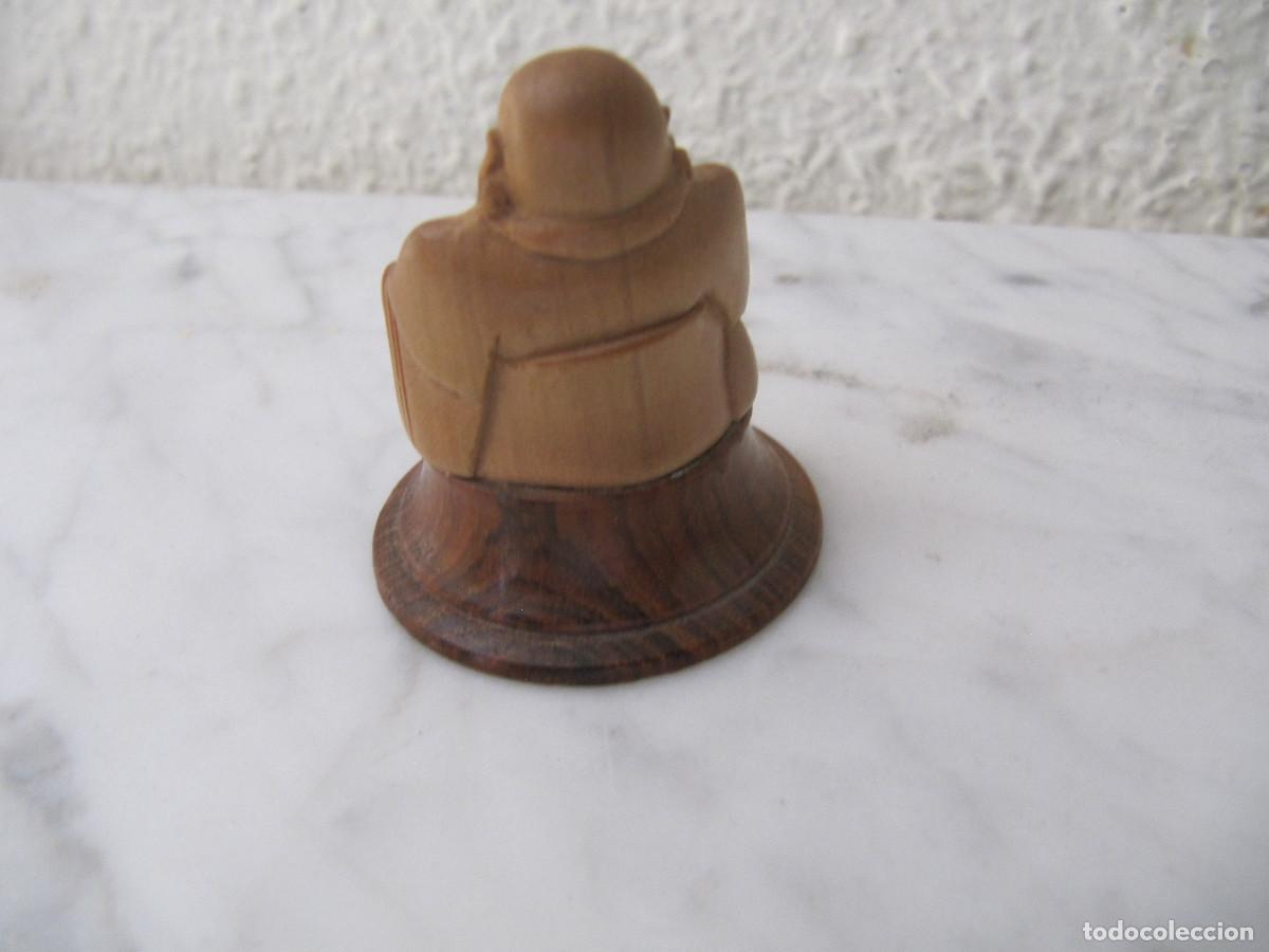Vintage: ANTIGUO BUDA DE PLASTICO CON PEANA DE MADERA - Foto 4