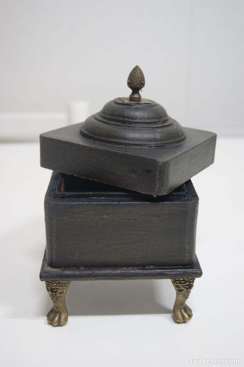 Vintage: Caja en madera y color bronce - Foto 1