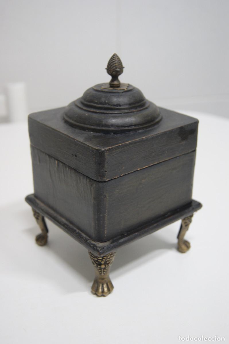 Vintage: Caja en madera y color bronce - Foto 3