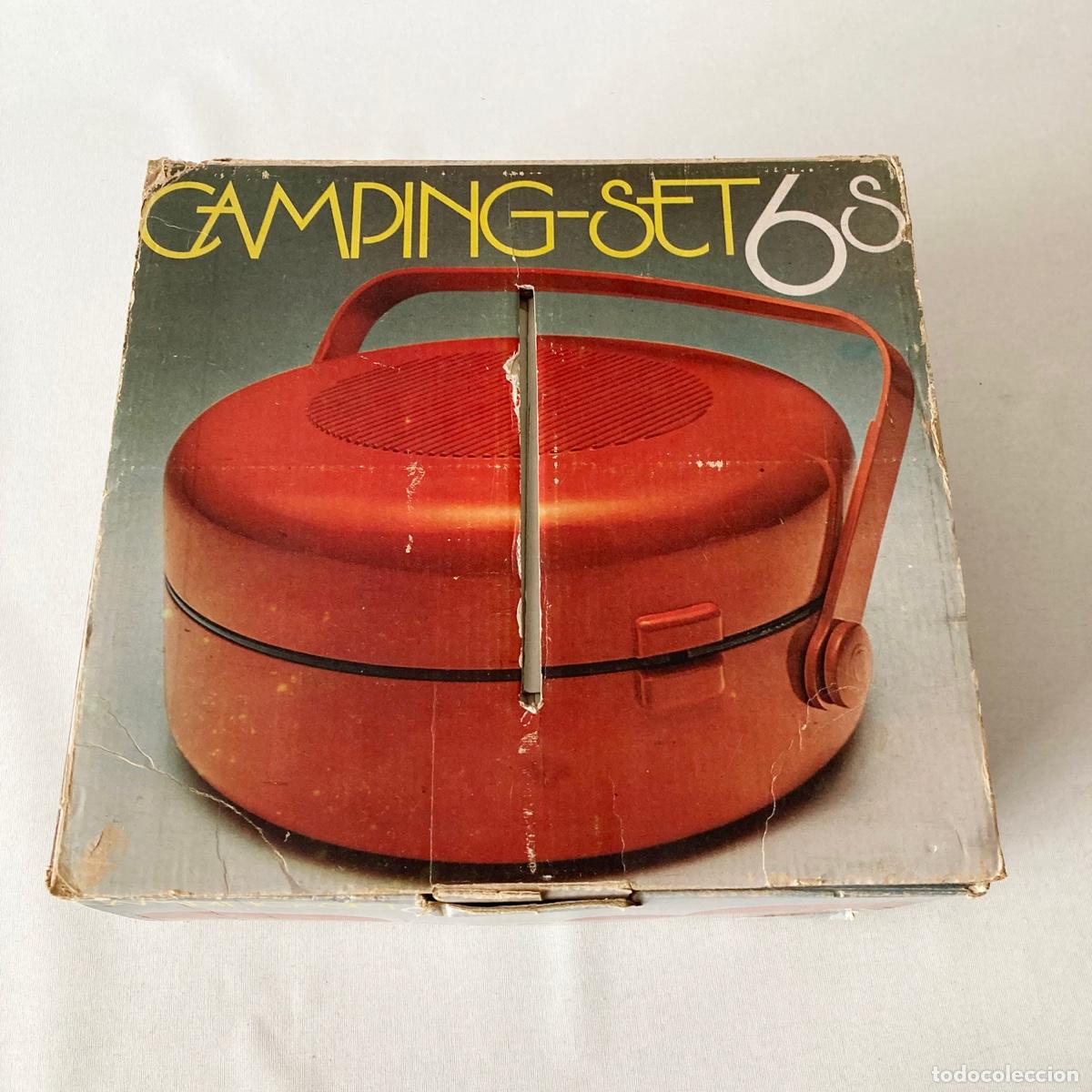 Vintage: CAMPING SET 6S - PICNIC 6 PERSONAS PLAYA MONTA&Ntilde;A - PL&Aacute;STICO - MARCA OGA - MADE IN SPAIN - A&Ntilde;OS 60