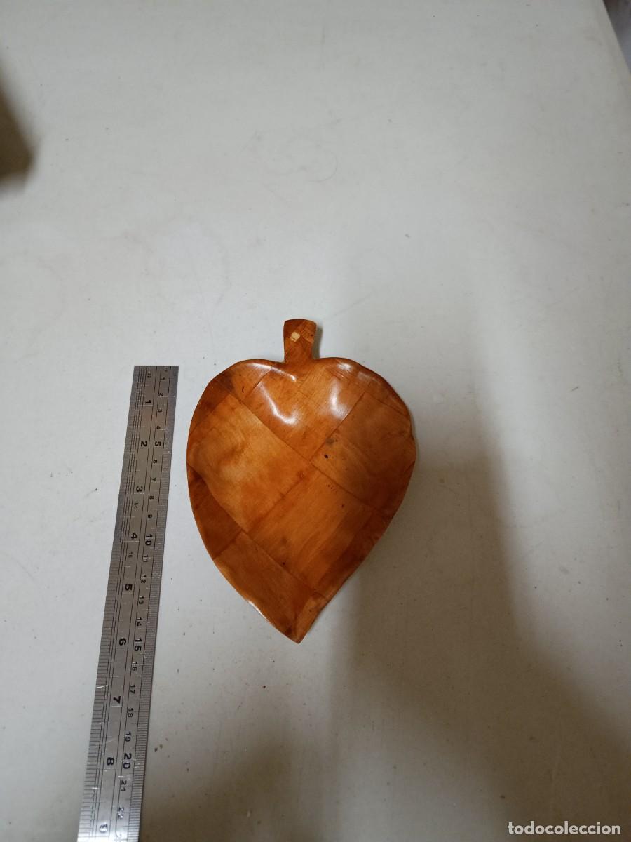 Vintage: Bandeja con forma de hoja de Madera