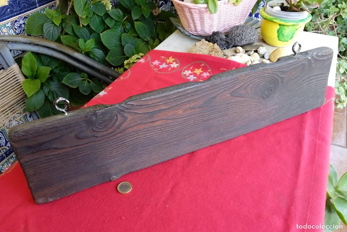 Vintage: Perchero antiguo de hierro y madera - Foto 3