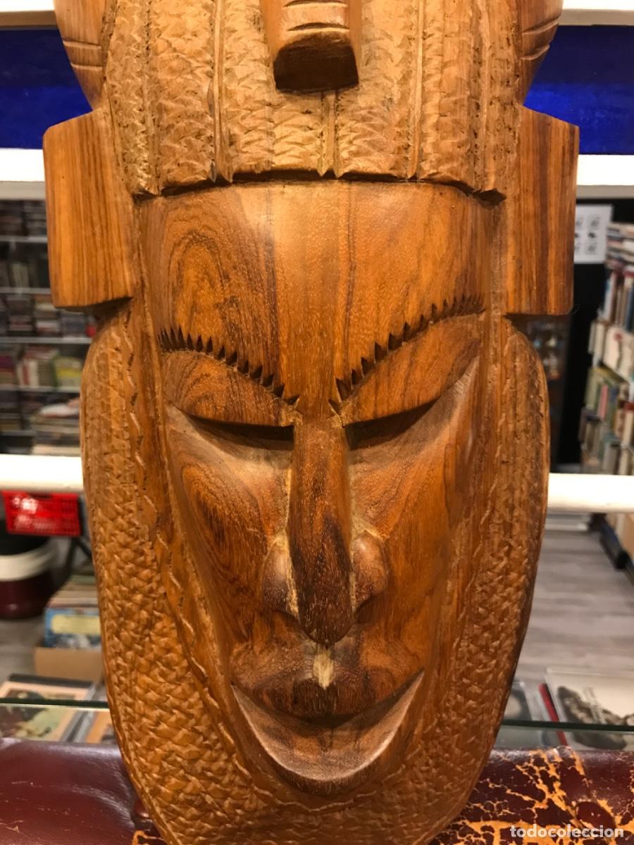 Vintage: M&Aacute;SCARA DE MADERA AFRICANA. - Foto 2