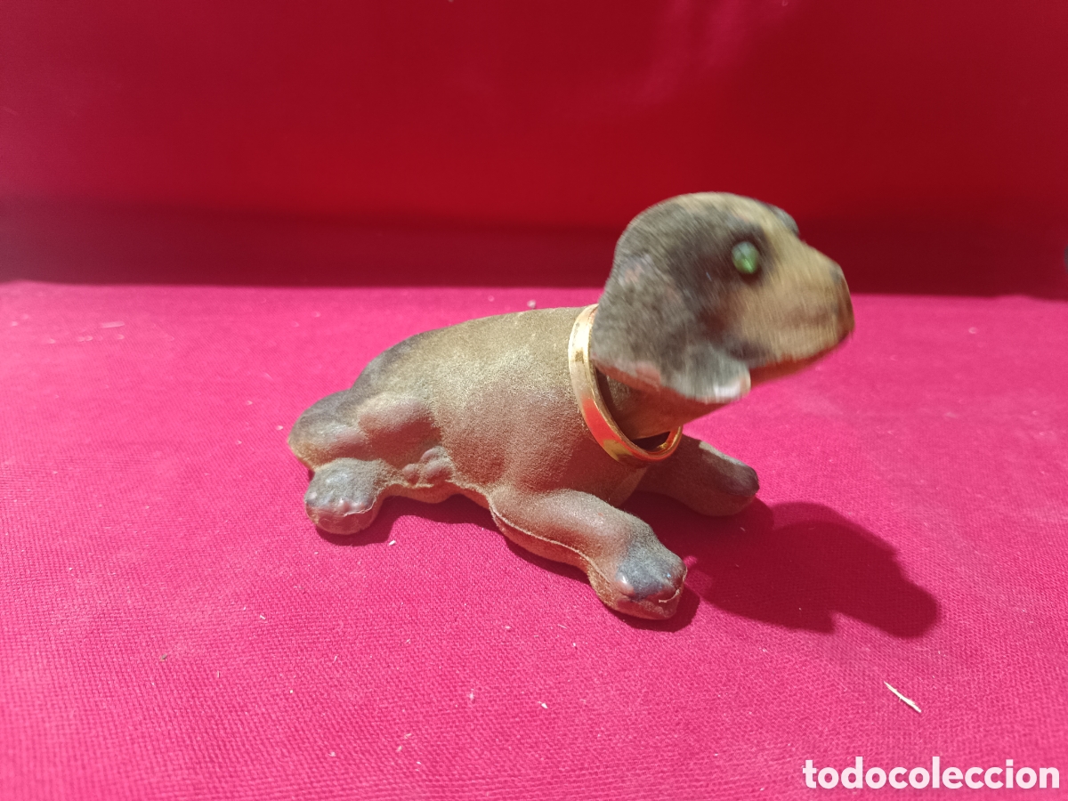 Vintage: Gracioso perro con cabeza basculante para salpicadero trasero de coche muy vintage a&ntilde;os 70