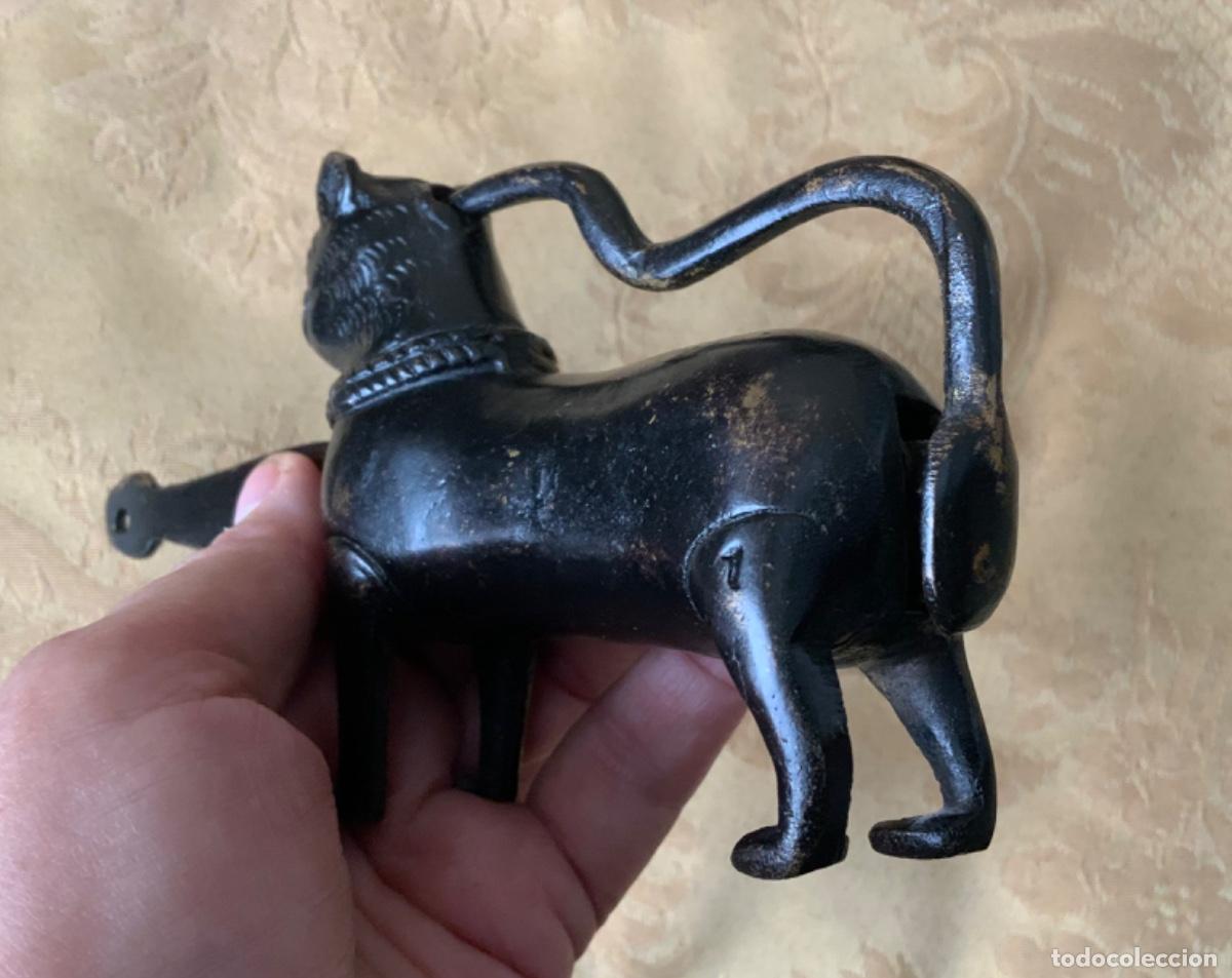 Vintage: ANTIGUO CANDADO BRONCE LE&Oacute;N - Foto 3