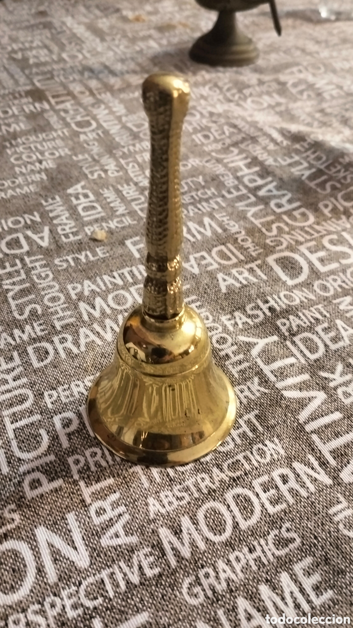Vintage: Campana decorativa dorada - Foto 2