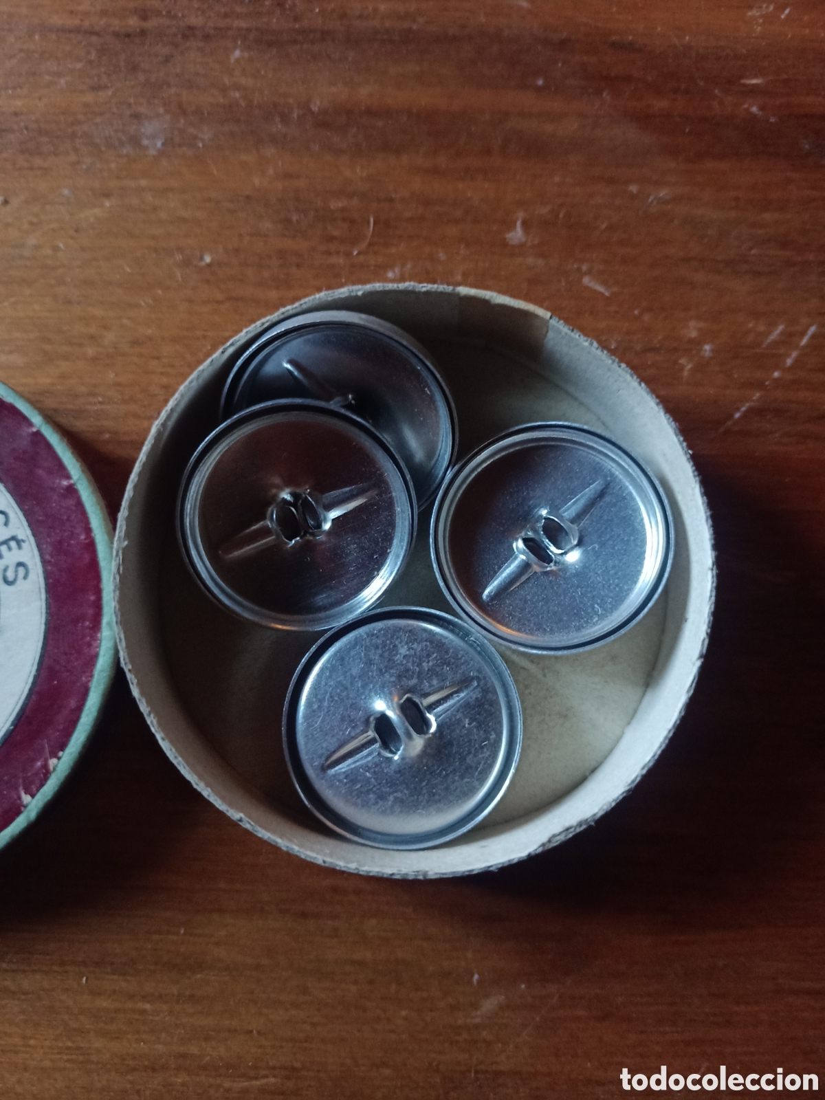 Vintage: Cajita antigua con botones - Foto 3
