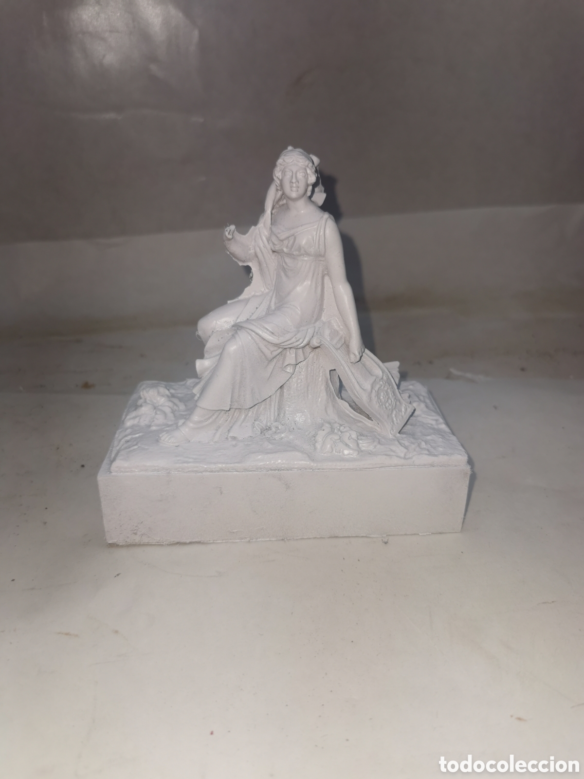 Vintage: Figura diosa resina a&ntilde;os 70