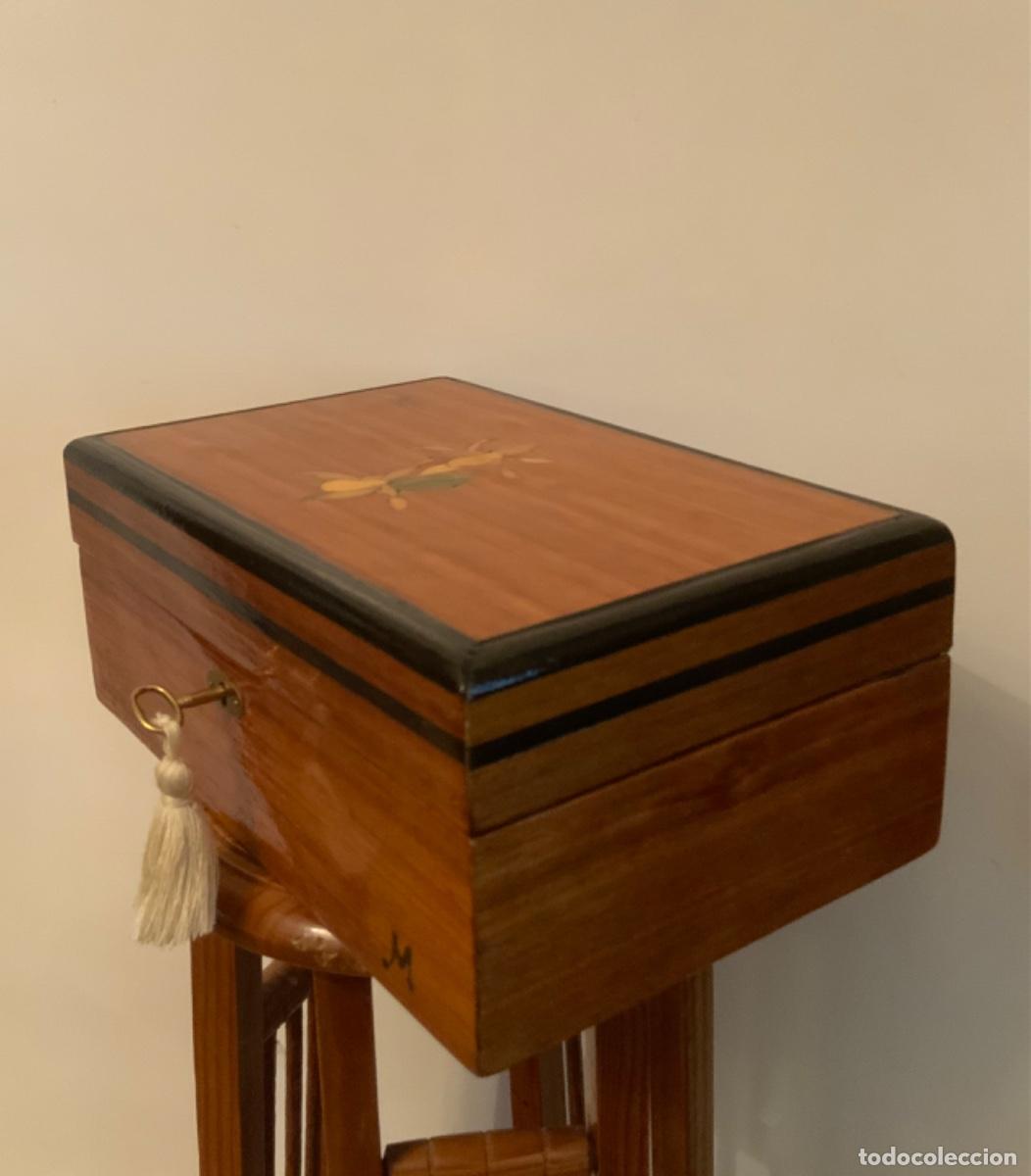Vintage: ANTIGUO JOYERO DE MADERA HECHO A MANO - Foto 1