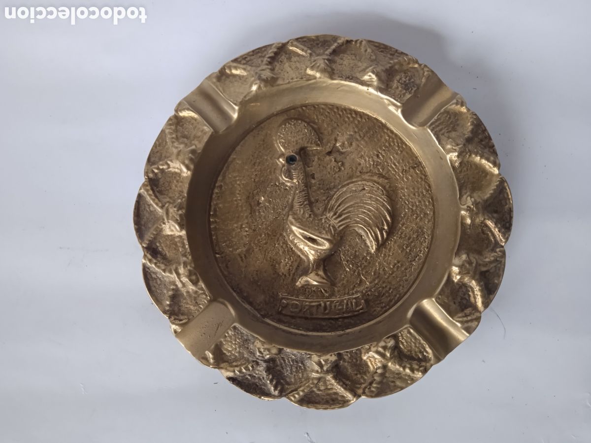 Vintage: CENICERO BRONCE RECUERDO DE PORTUGAL. GALLO