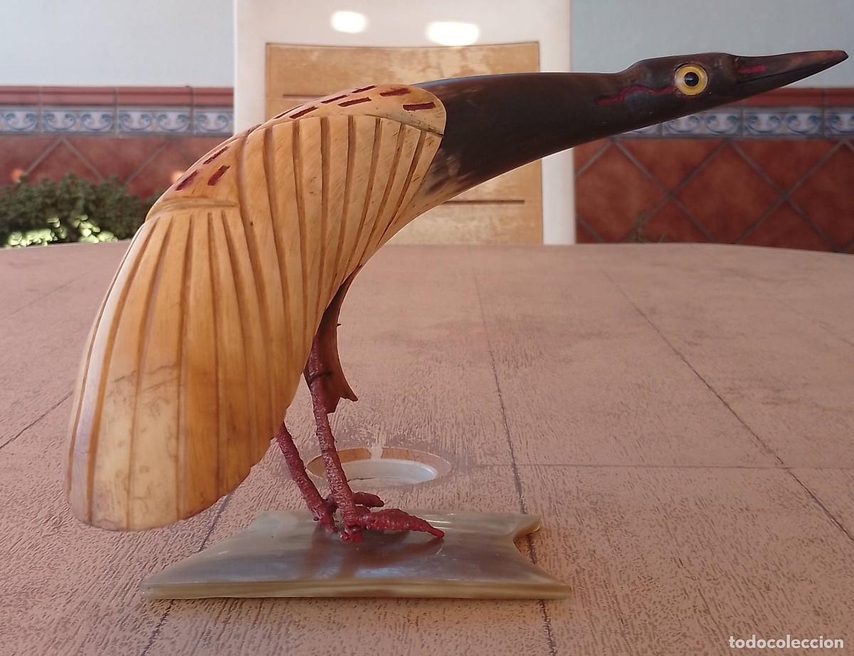 Vintage: P&aacute;jaro Tallado en Asta, Cuerno de Toro - Foto 2
