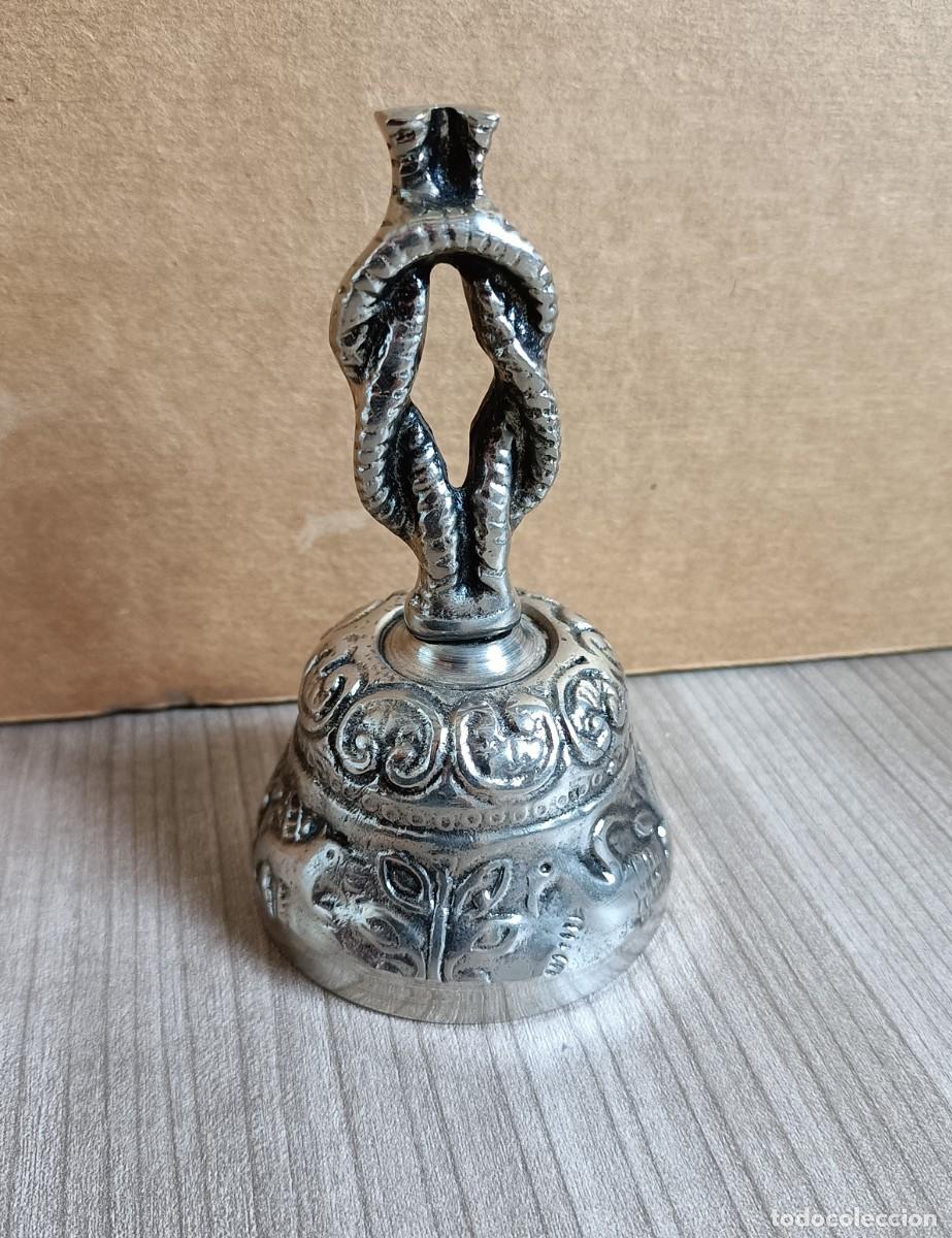 Vintage: Antigua campana de metal - Foto 1