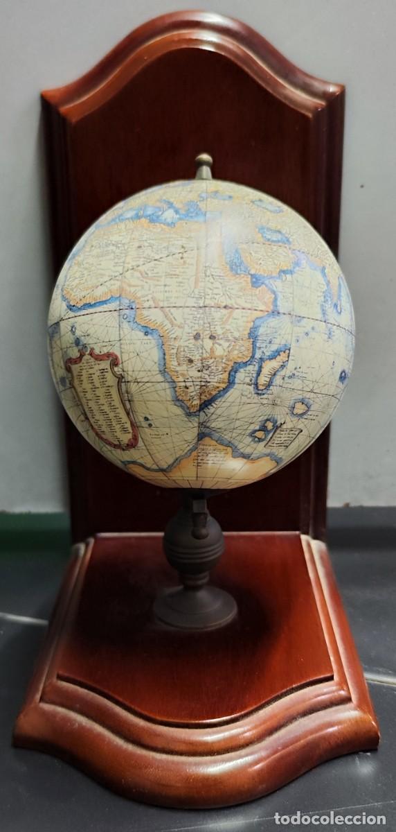 Vintage: Globo terraqueo soporte apoyalibros. - Foto 1