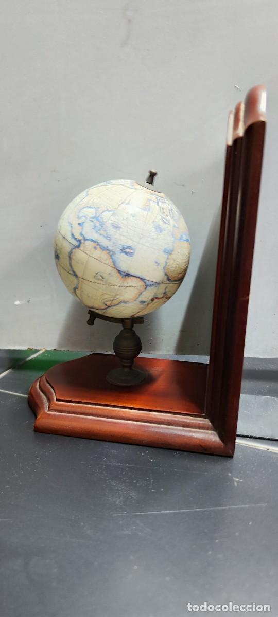 Vintage: Globo terraqueo soporte apoyalibros. - Foto 3