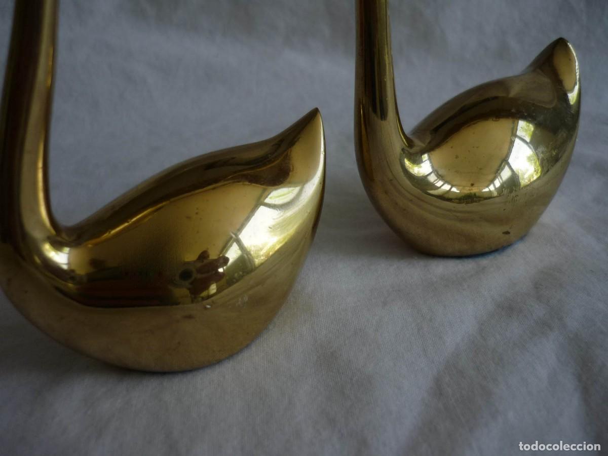 Vintage: Pareja de cisnes en bronce - Foto 3