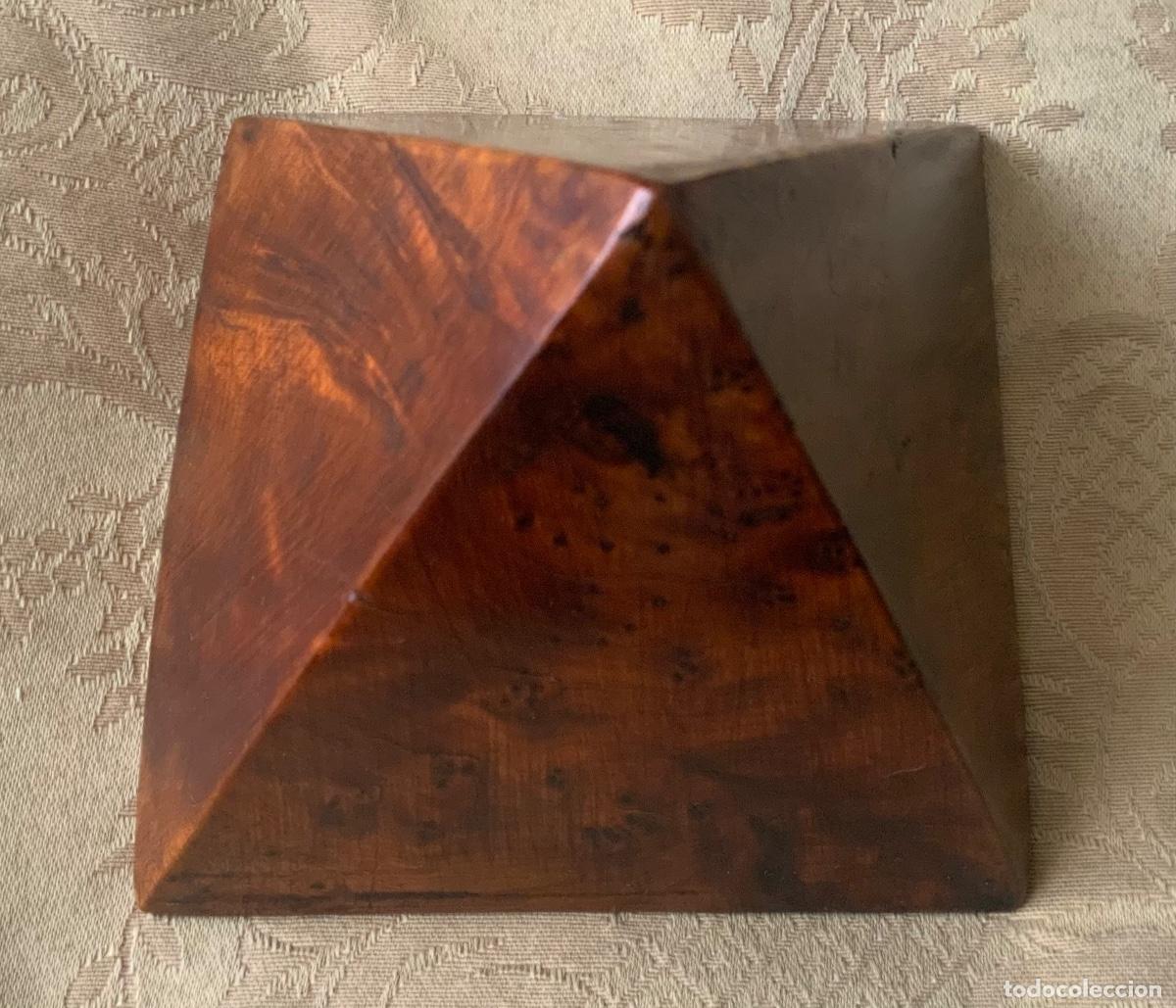 Vintage: PIR&Aacute;MIDE MADERA RAIZ DE TUYA - Foto 10