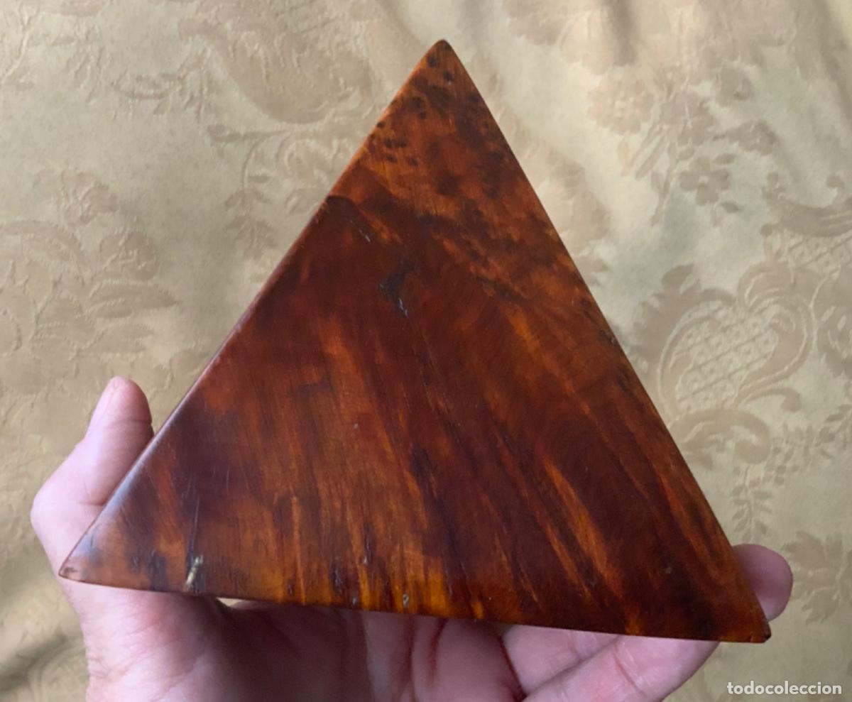 Vintage: PIR&Aacute;MIDE MADERA RAIZ DE TUYA - Foto 17