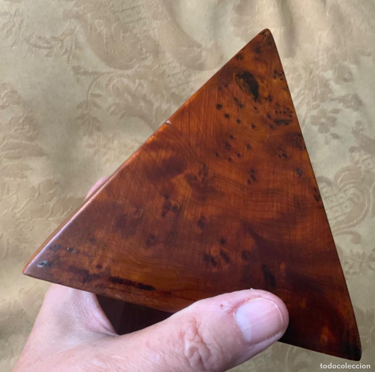 Vintage: PIR&Aacute;MIDE MADERA RAIZ DE TUYA - Foto 18