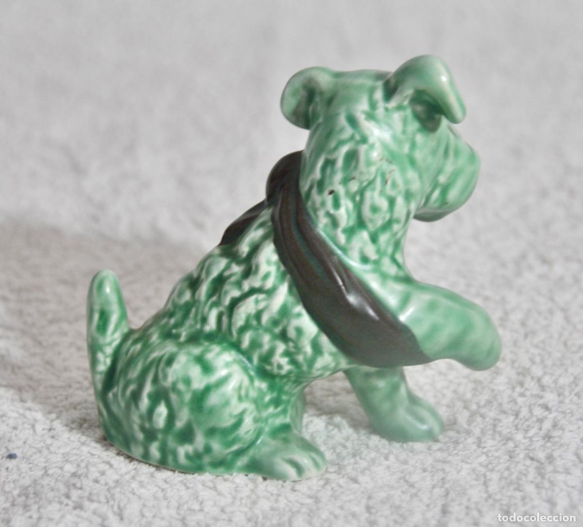 Vintage: Perro pata herida en verde de la marca Sylvac - Foto 5