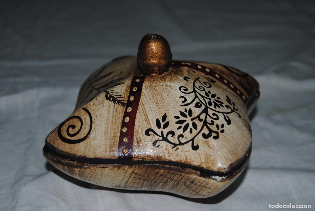 Vintage: 395 CAJITA ADORNO CERAMICA