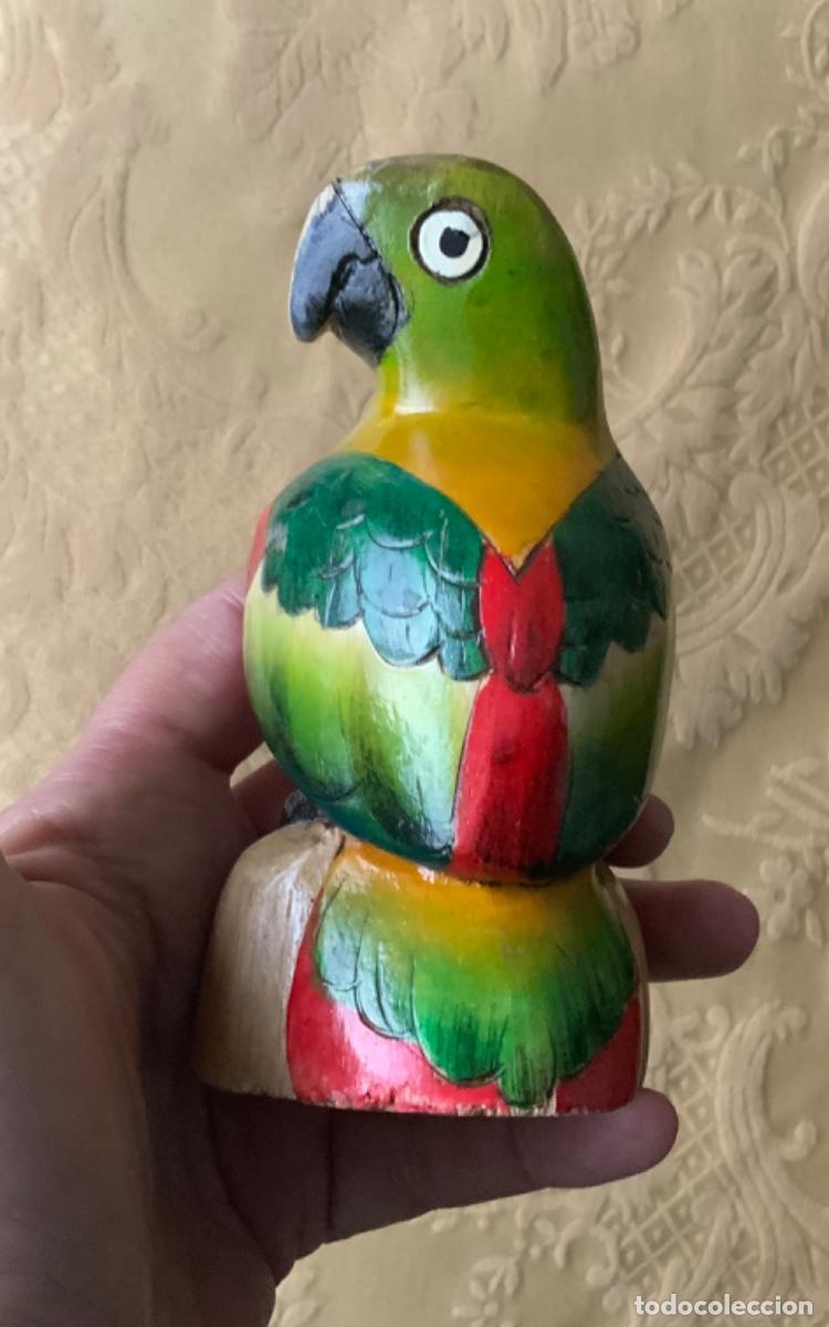 Vintage: LORO DE MADERA TALLADO Y PINTADO A MANO - Foto 6