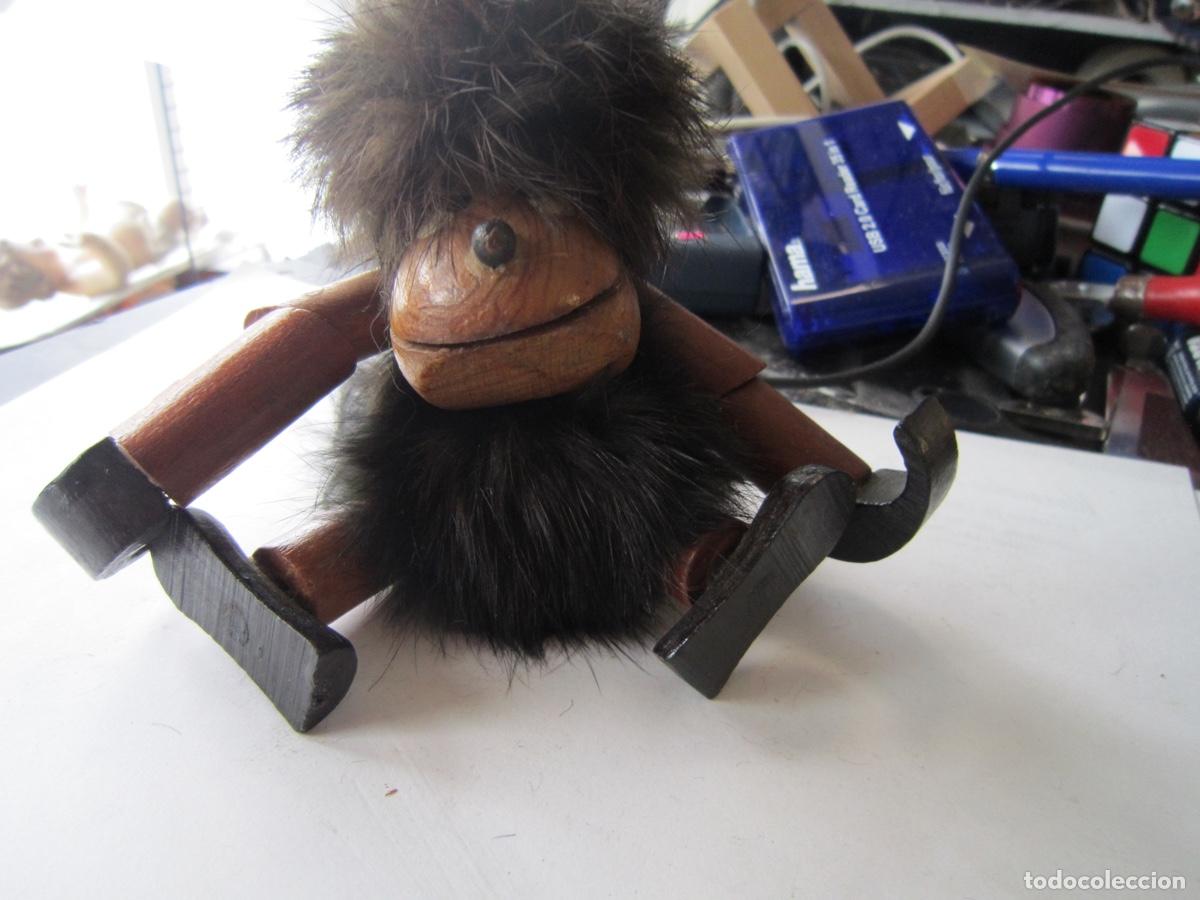 Vintage: MONO DE MADERA DE TECA