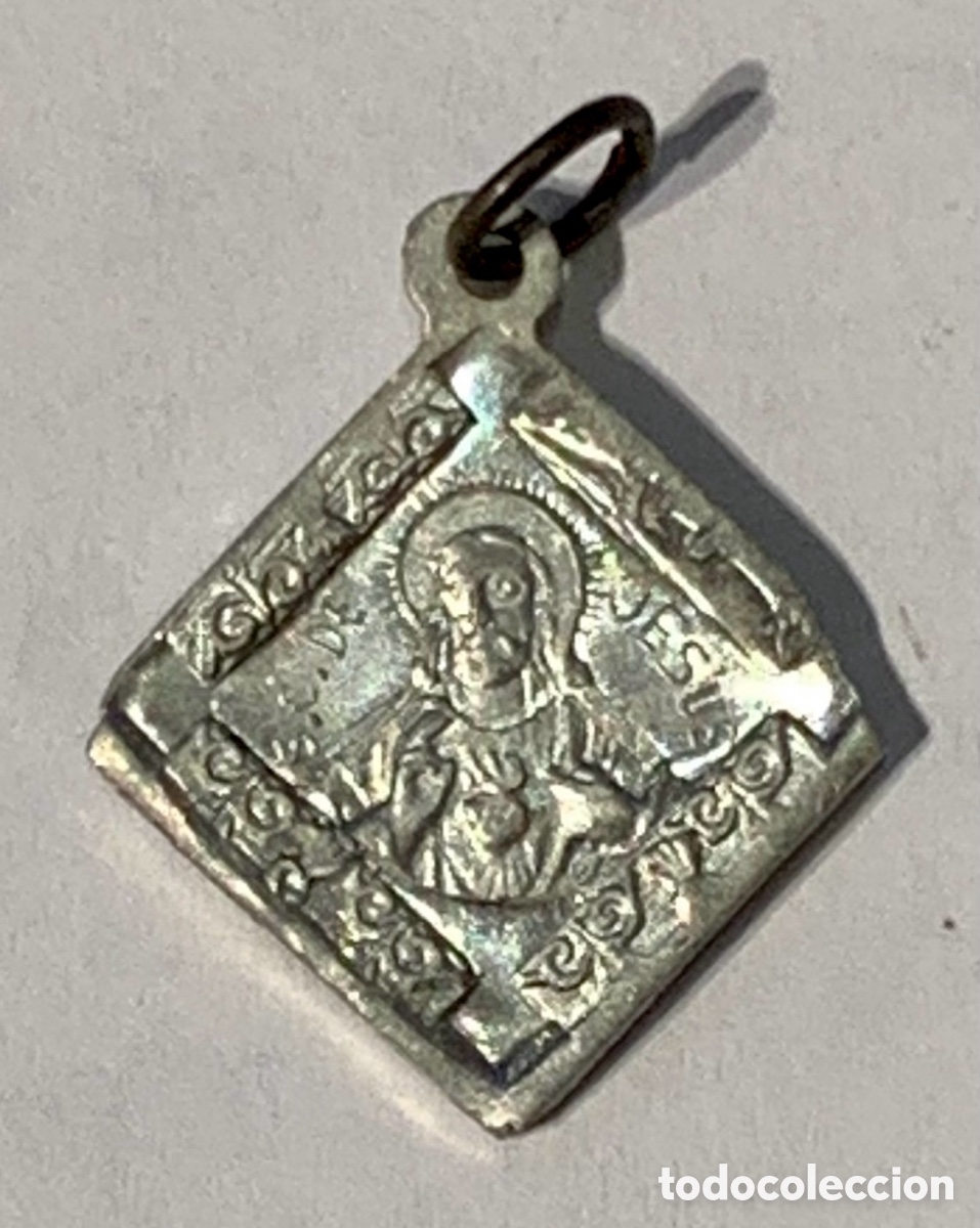 Vintage: Colgante / Medalla. Sagrado Coraz&oacute;n de Jes&uacute;s. A&ntilde;os 60.