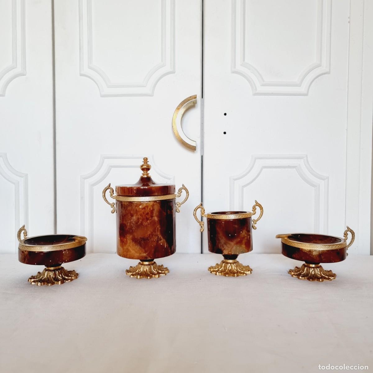 Vintage: Magn&iacute;fico Juego de fumador para mesa de los A&ntilde;os 60 en Alabrastro y Bronce dorado