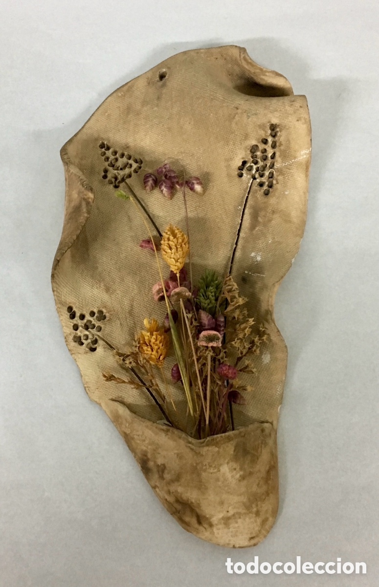 Vintage: Florero tipo Benditera. Para colgar. Cer&aacute;mica. A&ntilde;os 70.