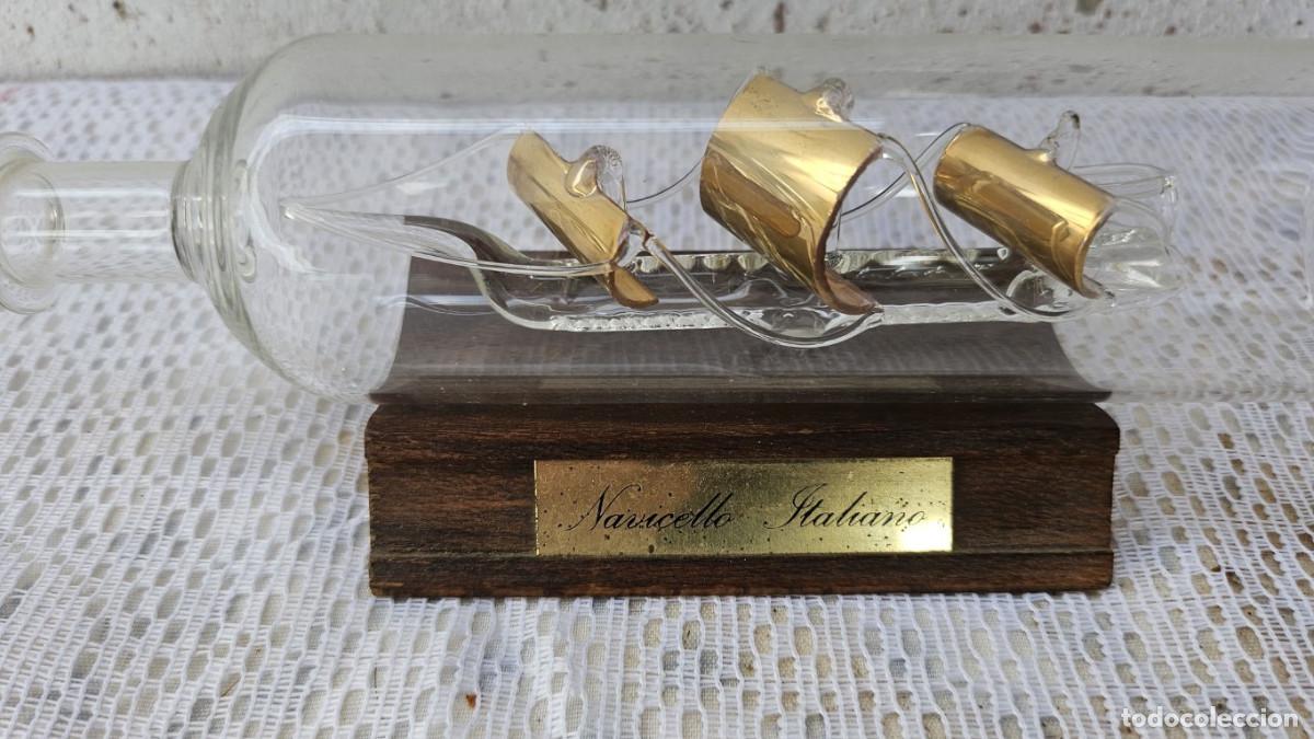 Vintage: barco de cristal denro de una botella - Foto 2
