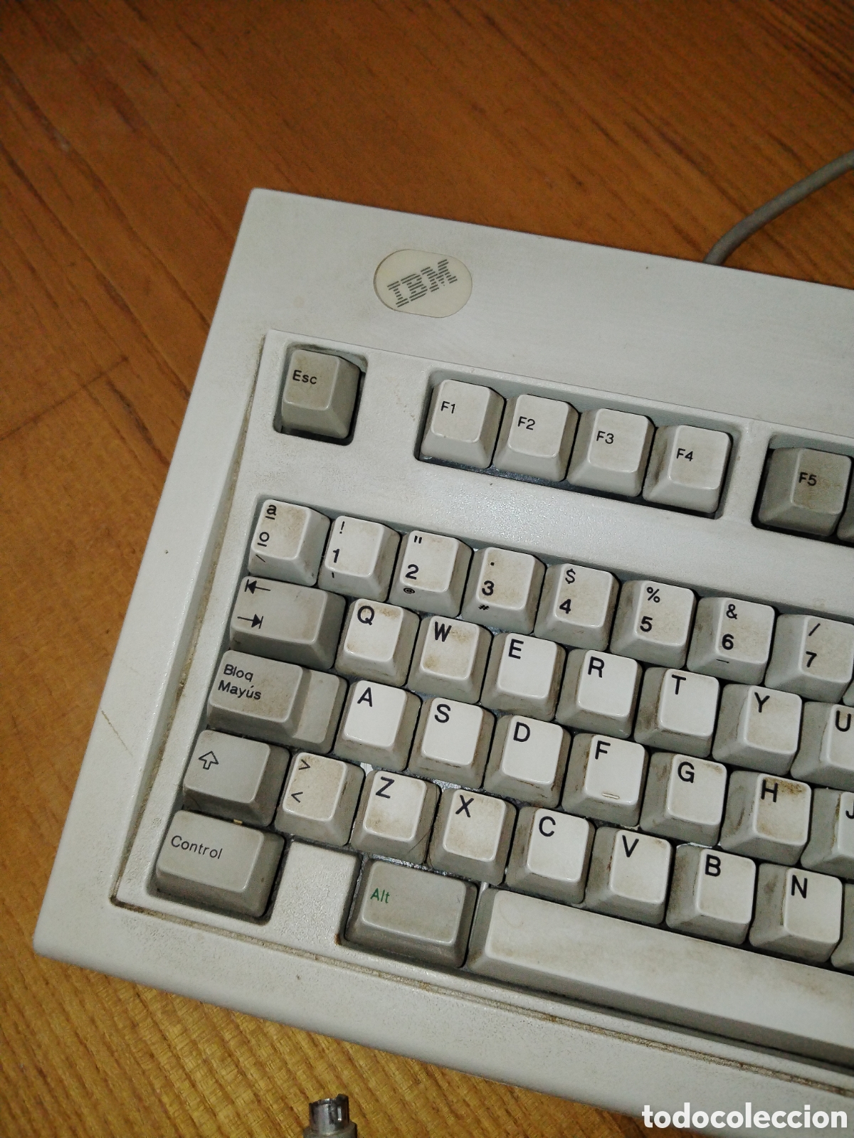 Vintage: Teclado IBM Mec&aacute;nico. Con su cable original. - Foto 3