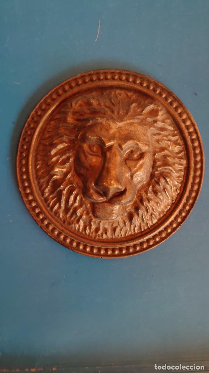 Vintage: CABEZA DE LEON MATERIAL RESISTENTE - Foto 1