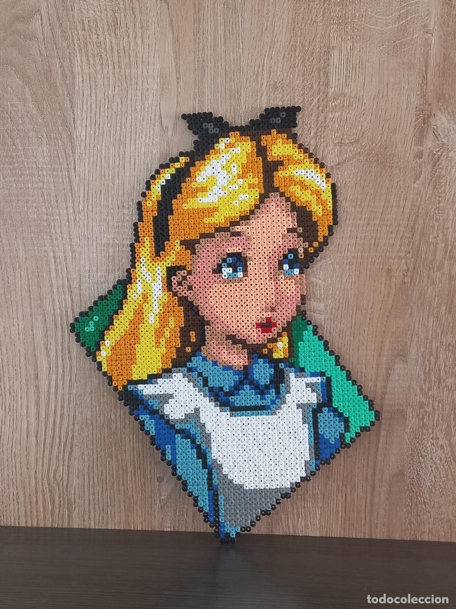 Vintage: FIGURA ALICIA EN EL PA&Iacute;S DE LAS MARAVILLAS