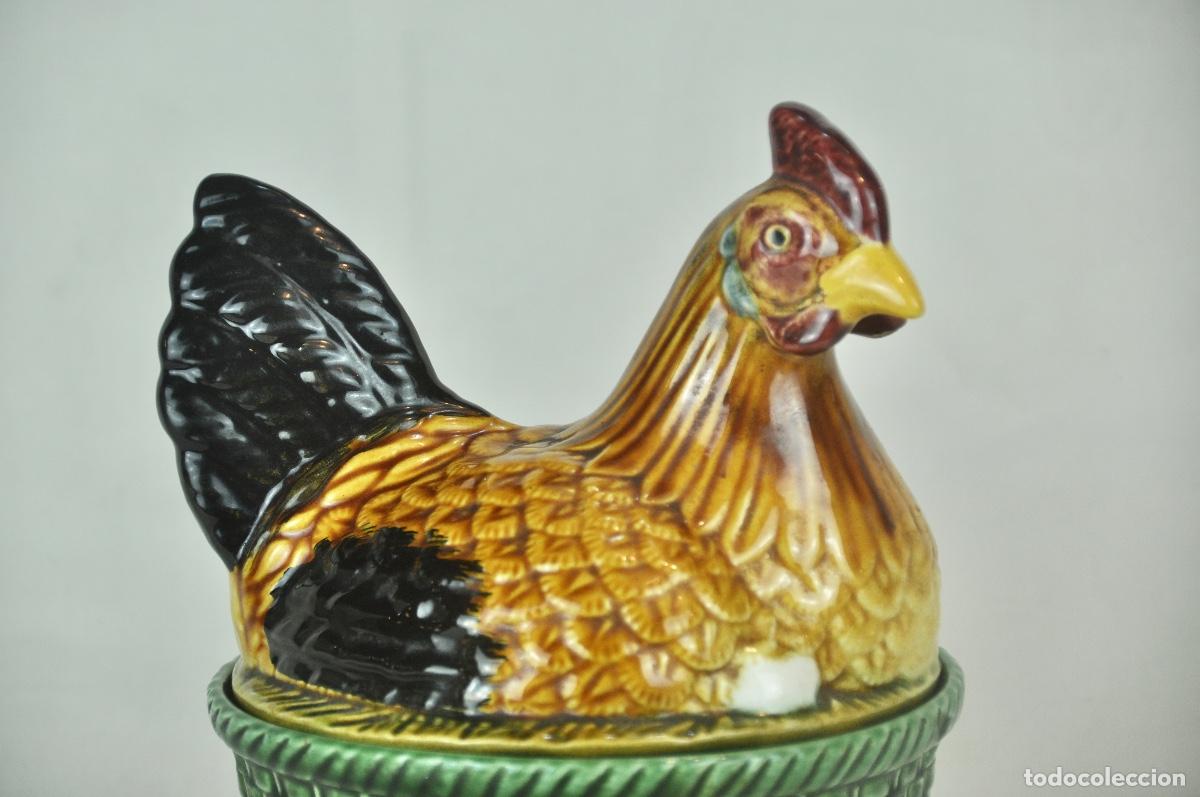 Vintage: Huevera forma de gallina base verde - Foto 2