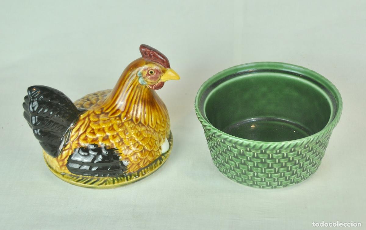 Vintage: Huevera forma de gallina base verde - Foto 4