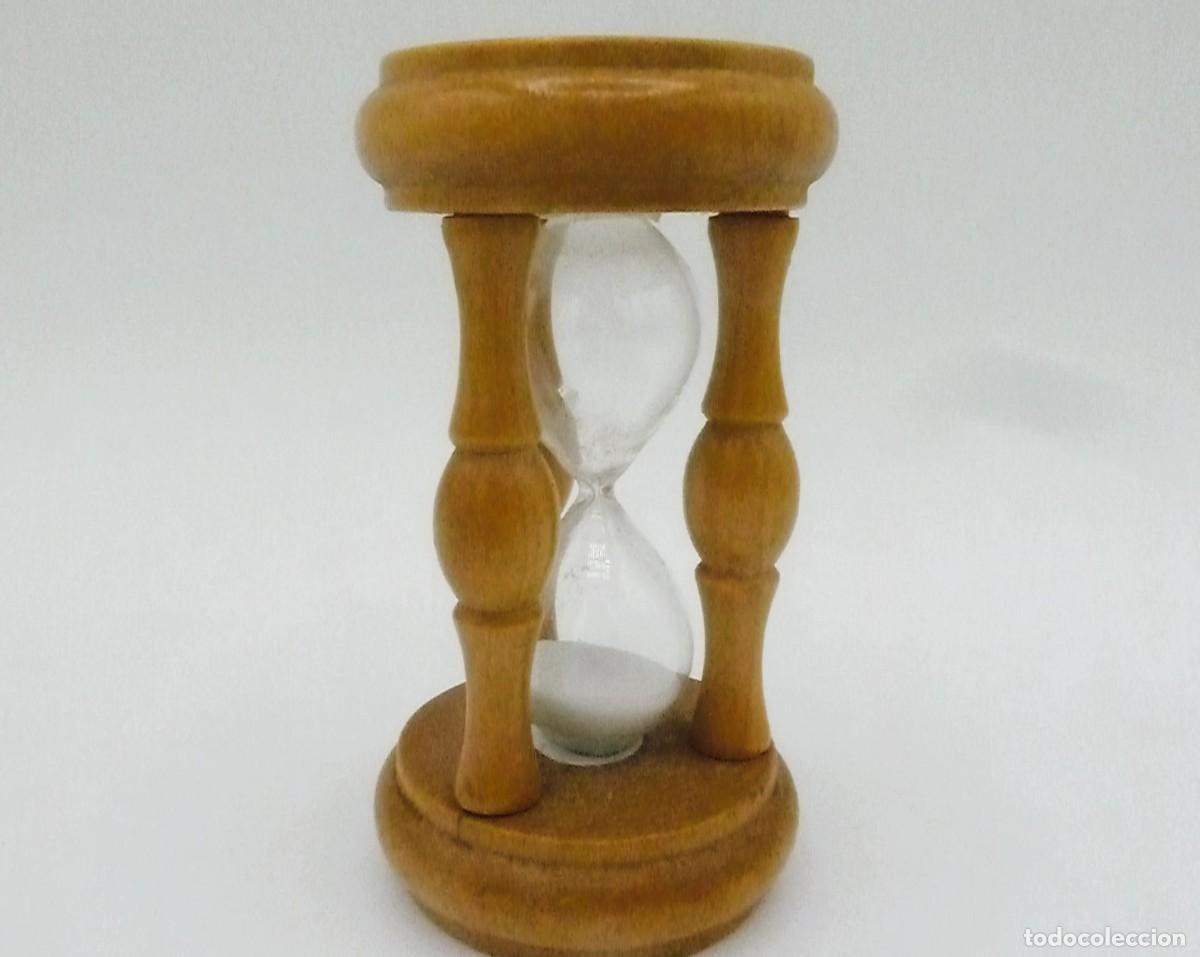 Vintage: Reloj de arena. Madera - Foto 3
