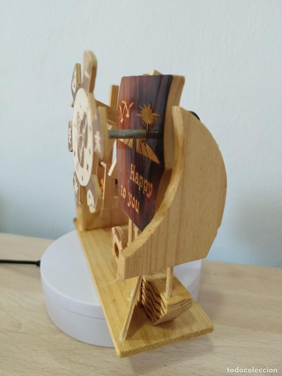 Vintage: Noria musical de madera Nueva - Foto 3